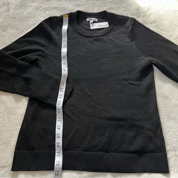 New Reitman’s Open Stitch Black Top - Picture 3 of 5